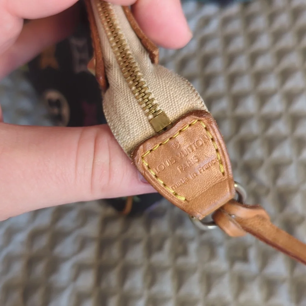 ⚡ FLASH SALE - Louis Vuitton Takashi Murakami Mulit Color Pochette - Picture 11 of 17